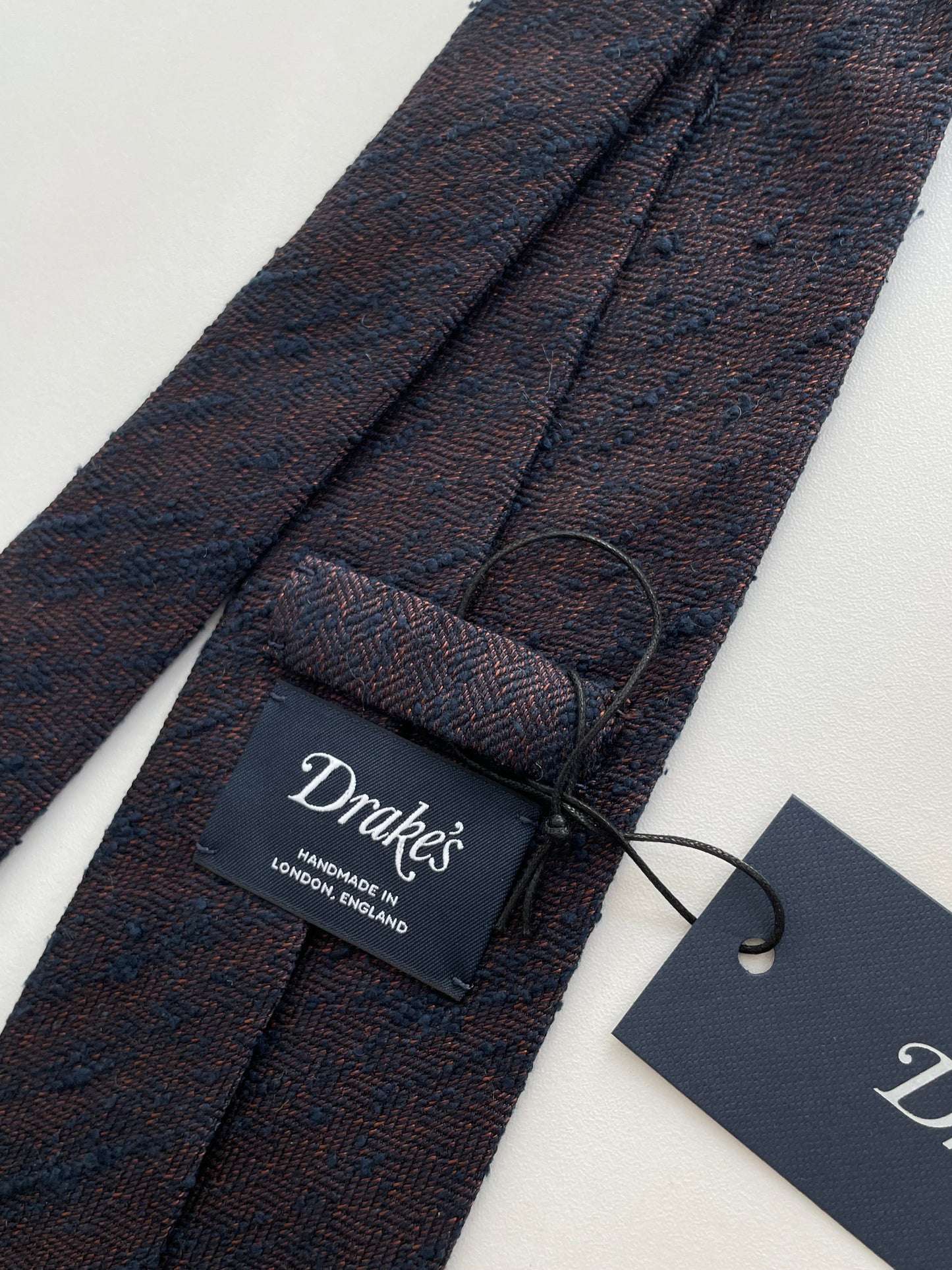 Drakes Hand-rolled Edge Silk Handmade Tie With Tag