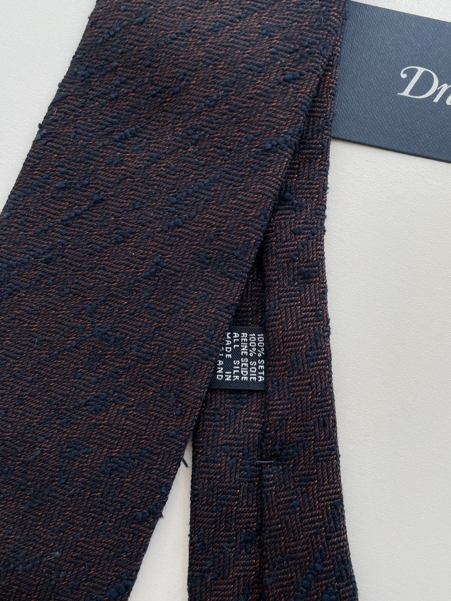 Drakes Hand-rolled Edge Silk Handmade Tie With Tag