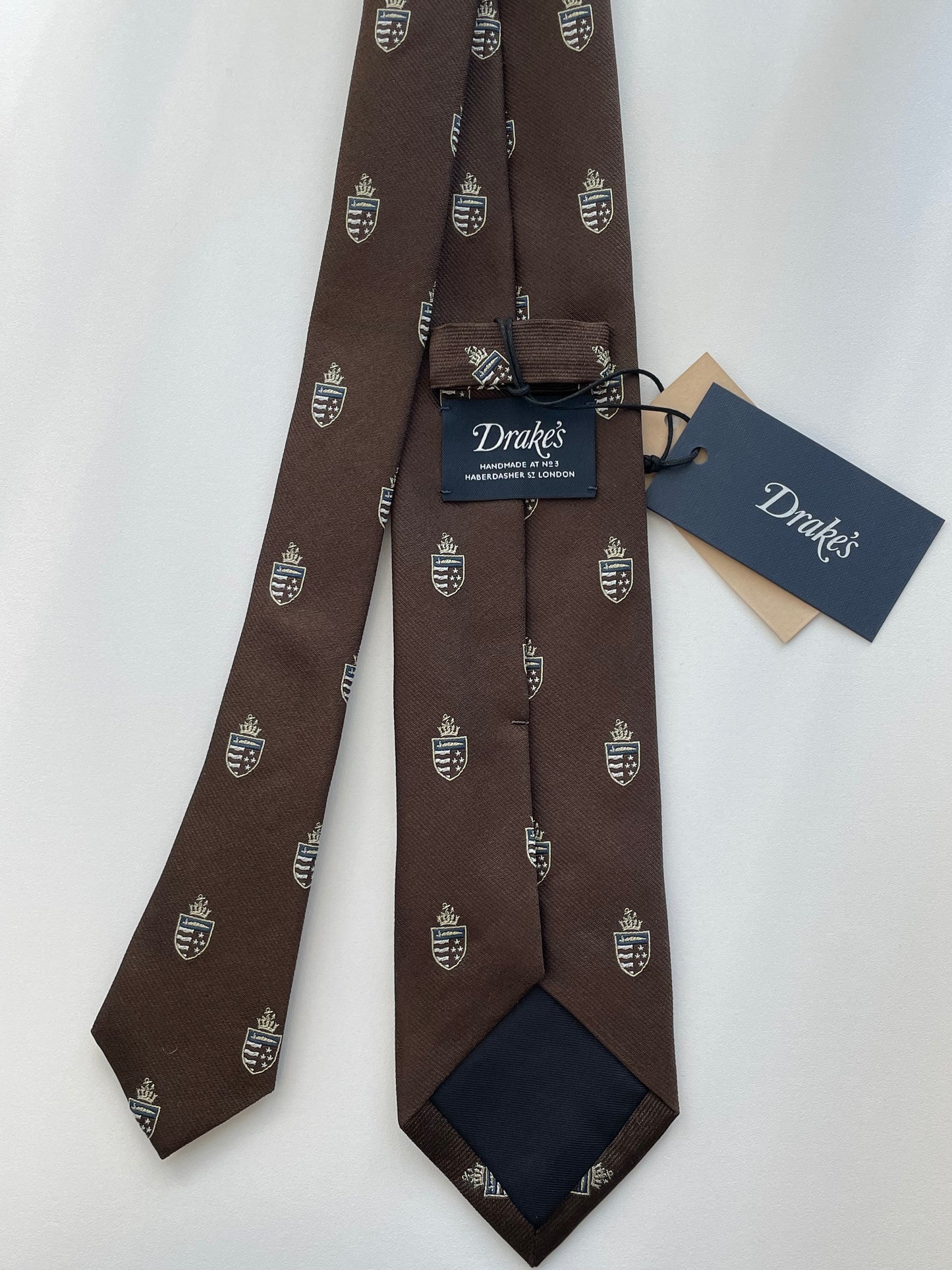 Drakes Salcombe Heraldic Silk Tie – Crowned Emblem in Chocolate Brown
