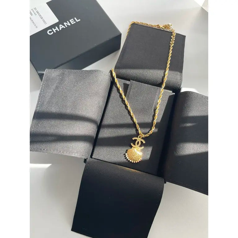 Chanel CC Logo Limited Edition Shell Necklace