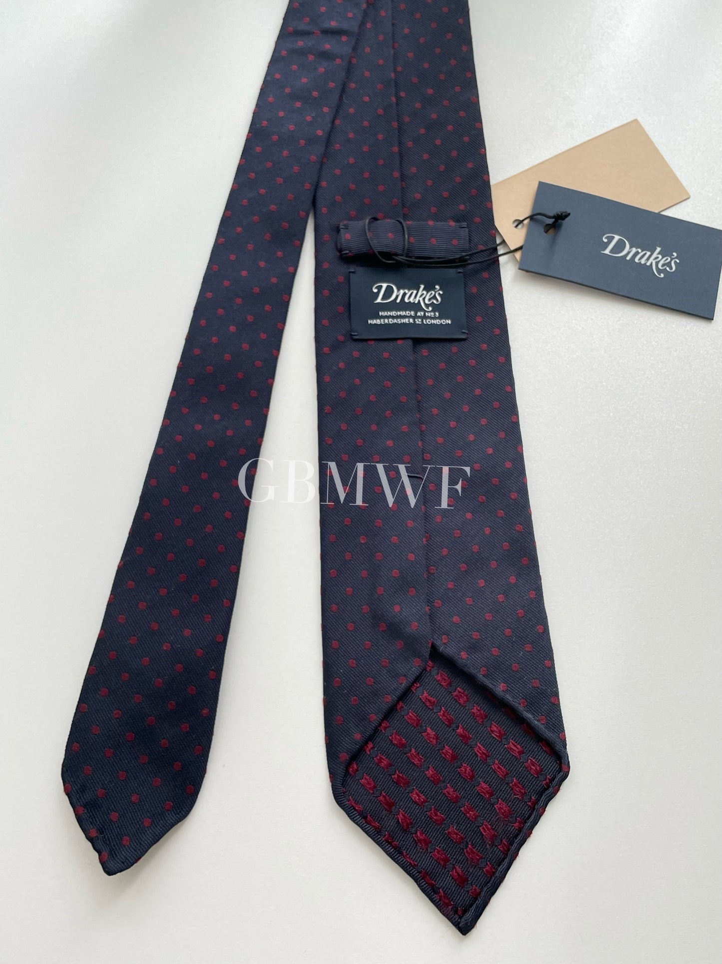Drakes Handmade Polka Dot Hand-rolled Silk Tie With Tag
