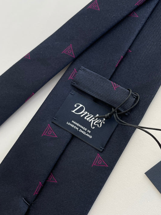 Drakes Logo Motif Navy And Pink Rolled-edge Handmade Silk Tie With Tag