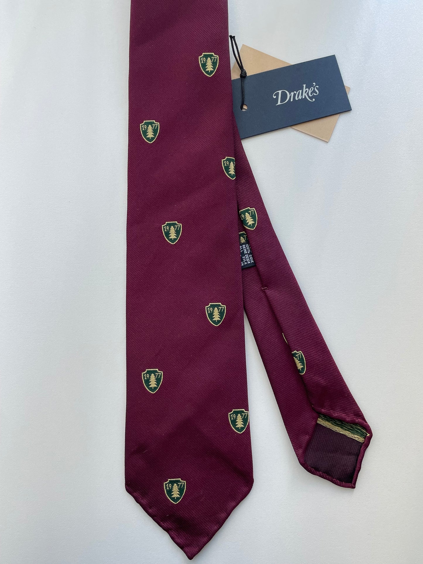 Drakes 1977 Pine Crest Silk Tie – Burgundy Regimental Style