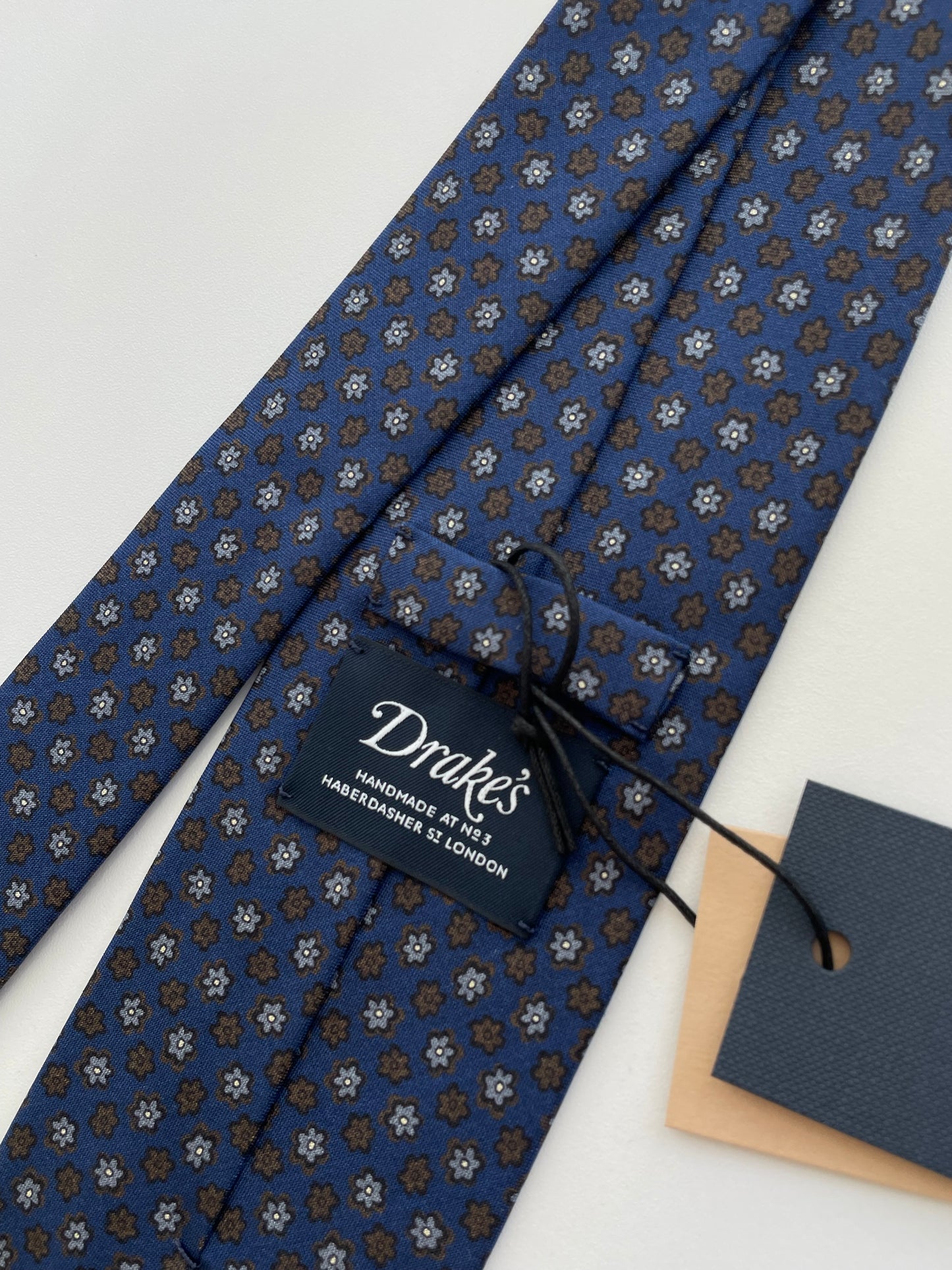 Drakes Flower Motif Rolled-edge Handmade Silk Tie With Tag