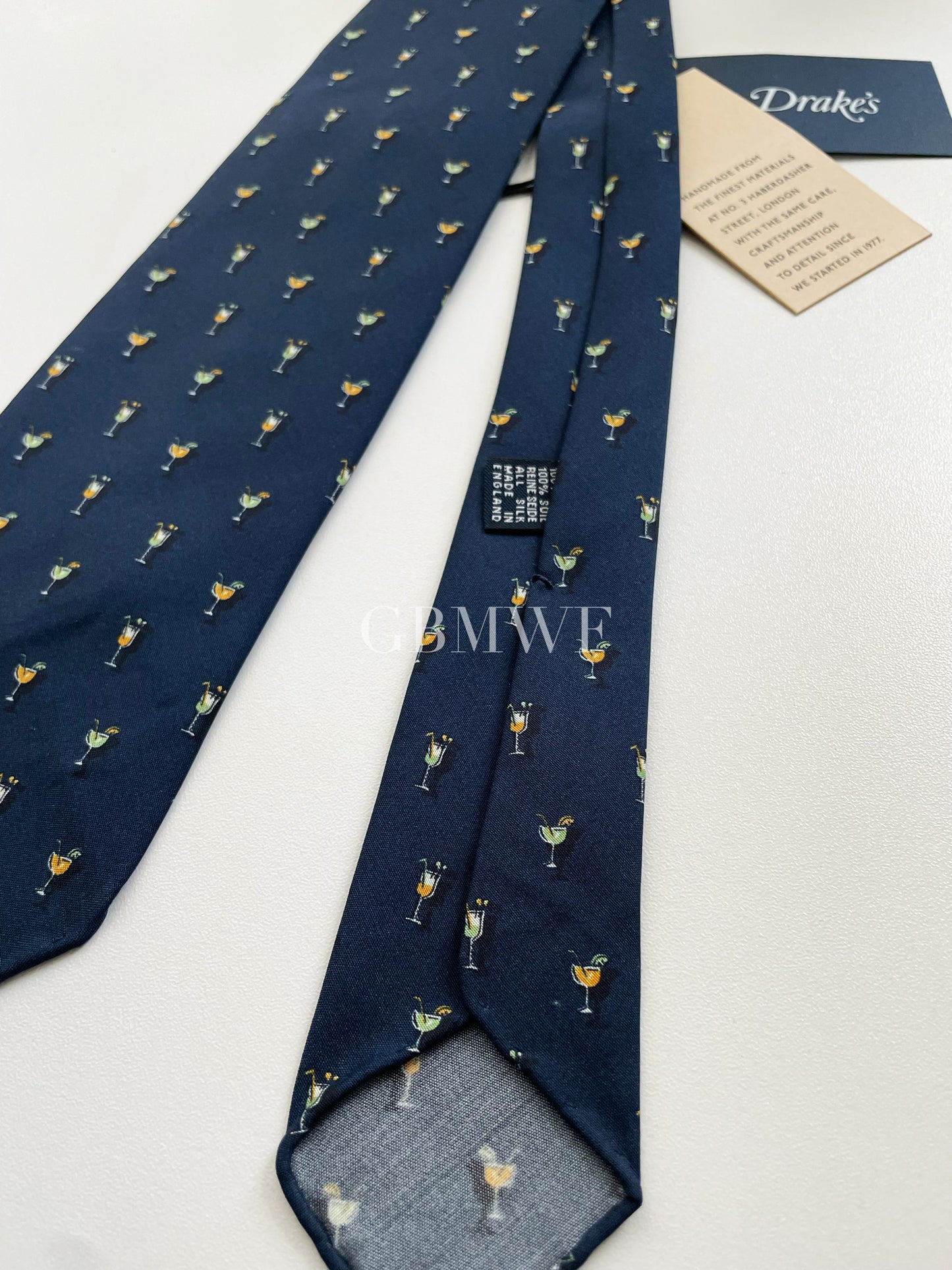 Drakes Cocktail Pattern Hand-rolled Edge Silk Handmade Tie With Tag