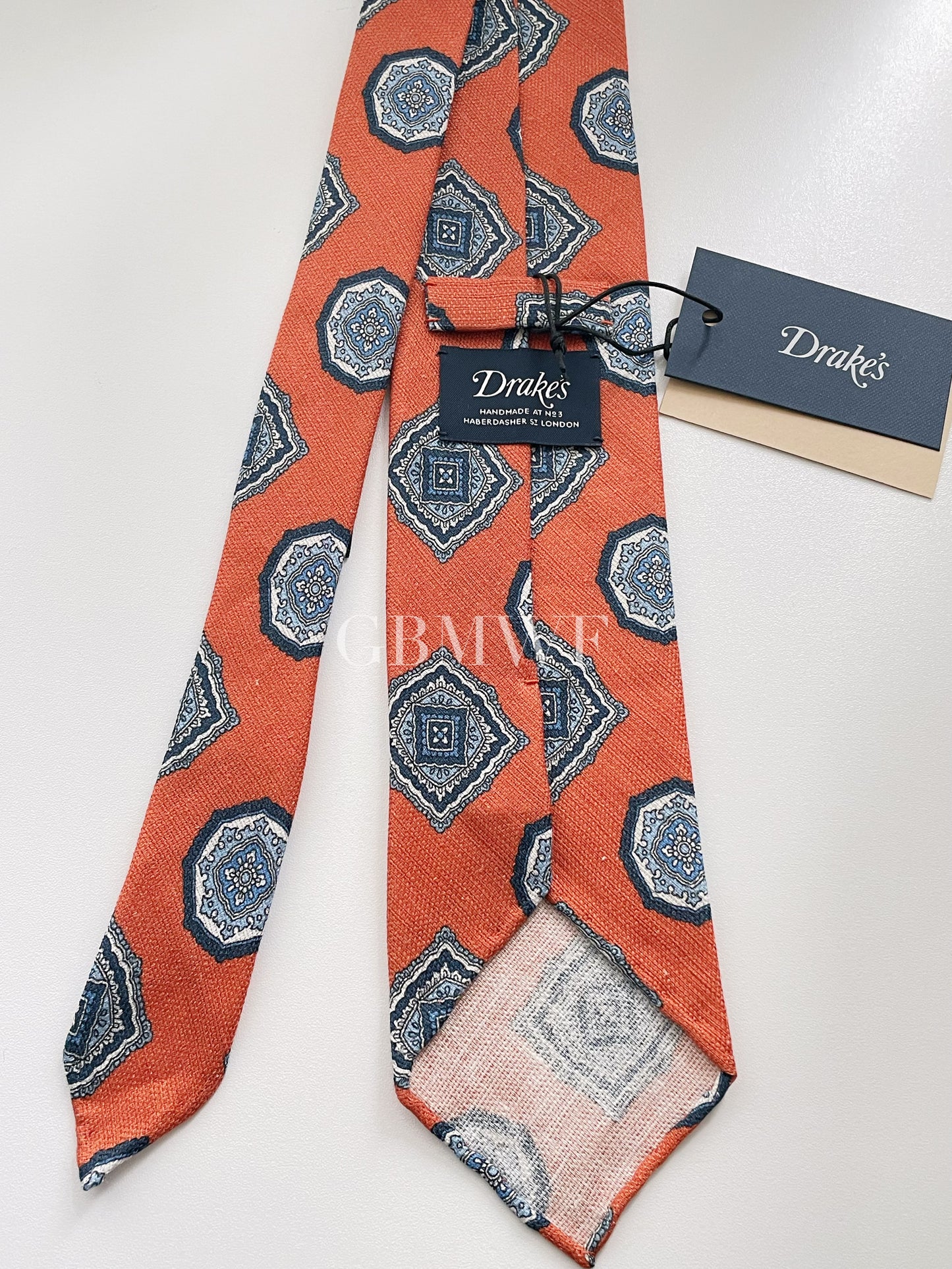 Drakes Hand-rolled Edge Silk Handmade Tie With Tag
